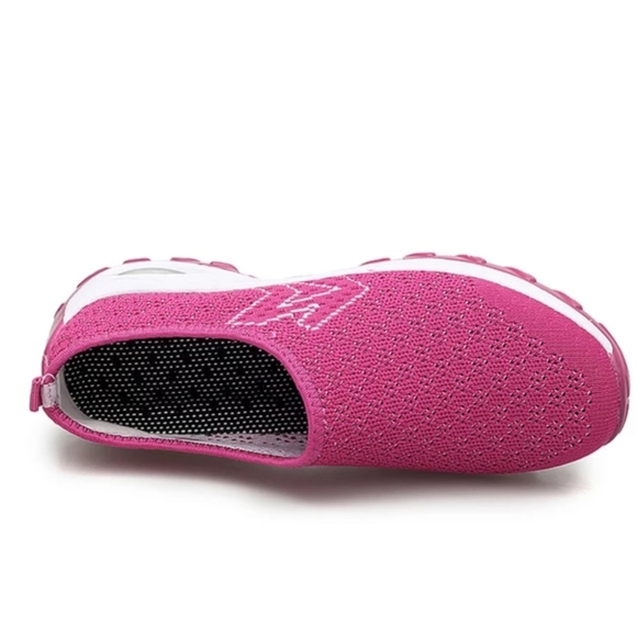 Sneakers - Picture 5 of 5